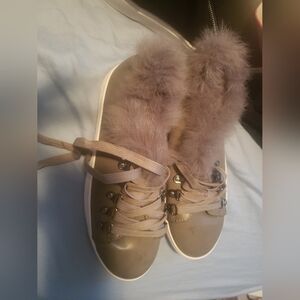 Womens shoes size 8.5